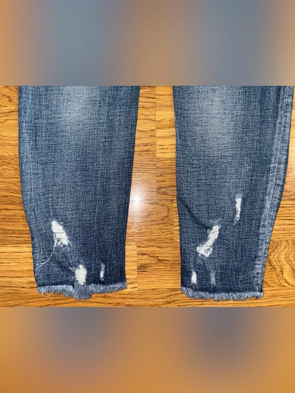 Miss Me Curvy Ankle Skinny Jeans Women’s Size 29x27 Distressed Rhinestone Pearls - Picture 13 of 16